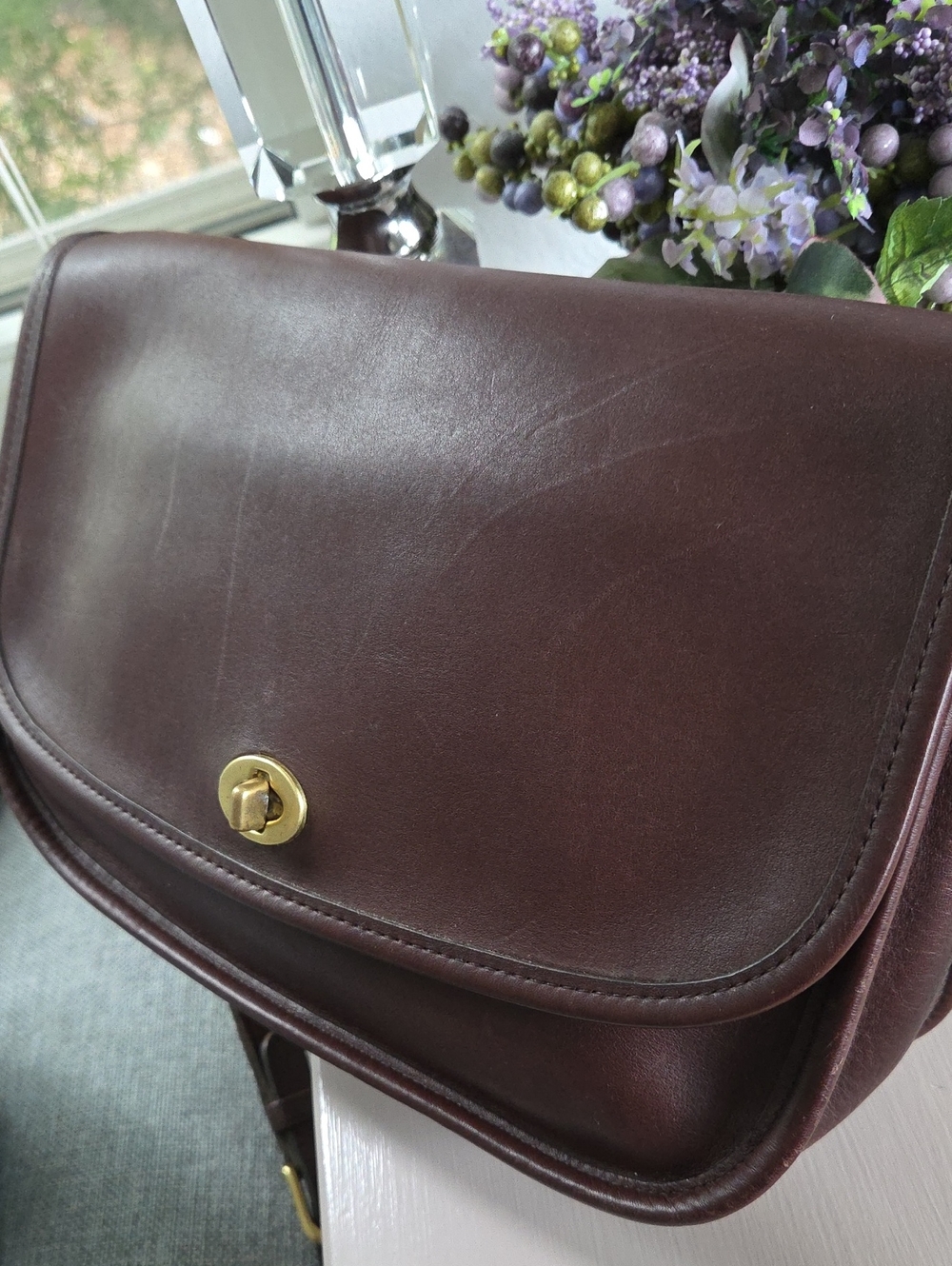 COACH Mahogany 1999 City Leather Crossbody Leather Bag #9790